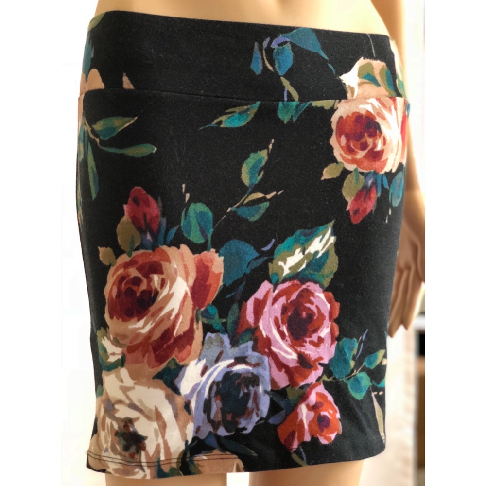 Floral Pencil Skirt